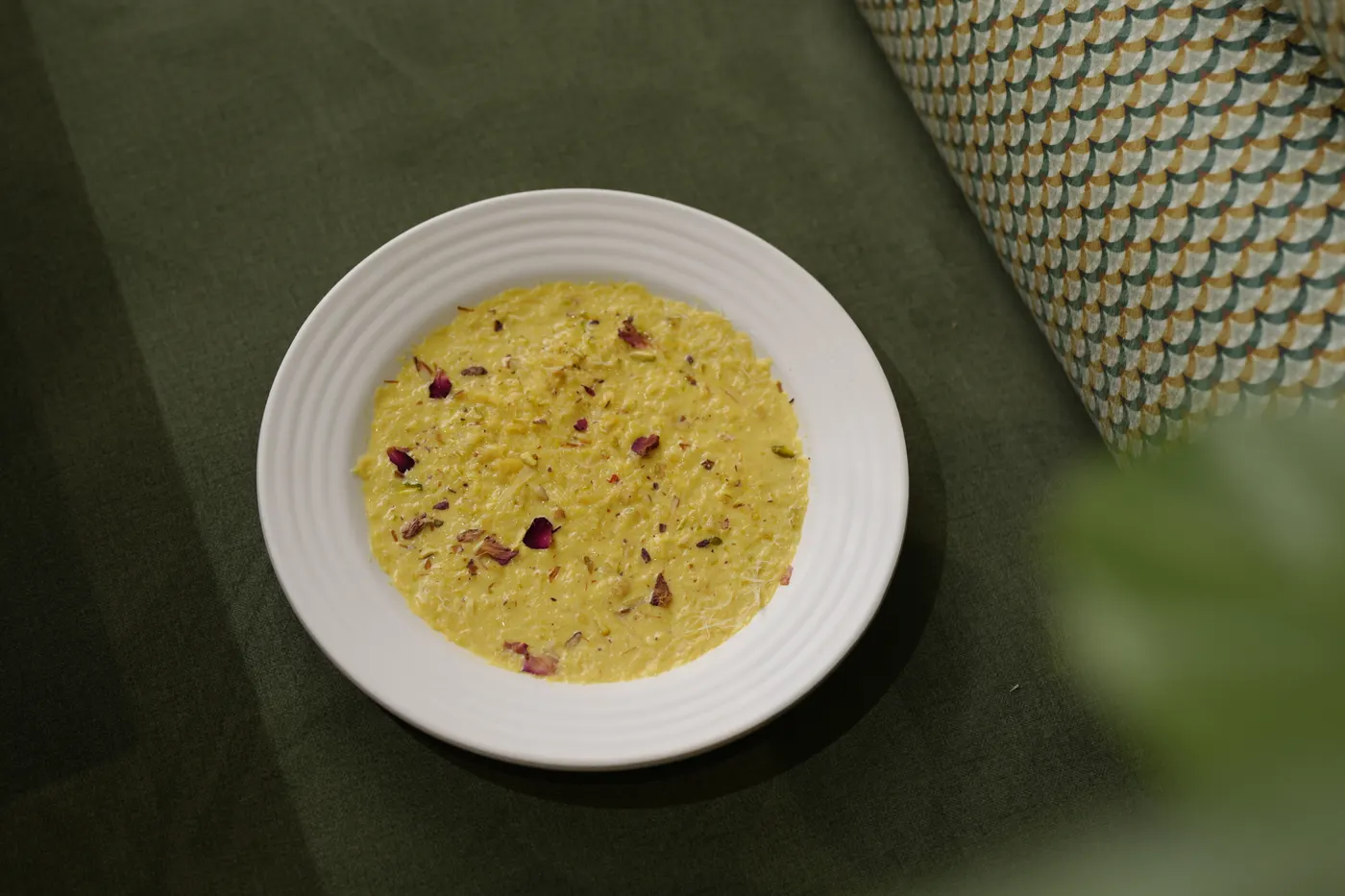 Peni Rasmalai with Rabri