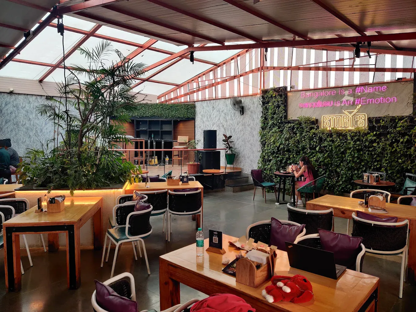 Stories Bar & Kitchen – Nagarbhavi — ambience
